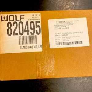 Wolf appliance black knobs for stove, brand new!